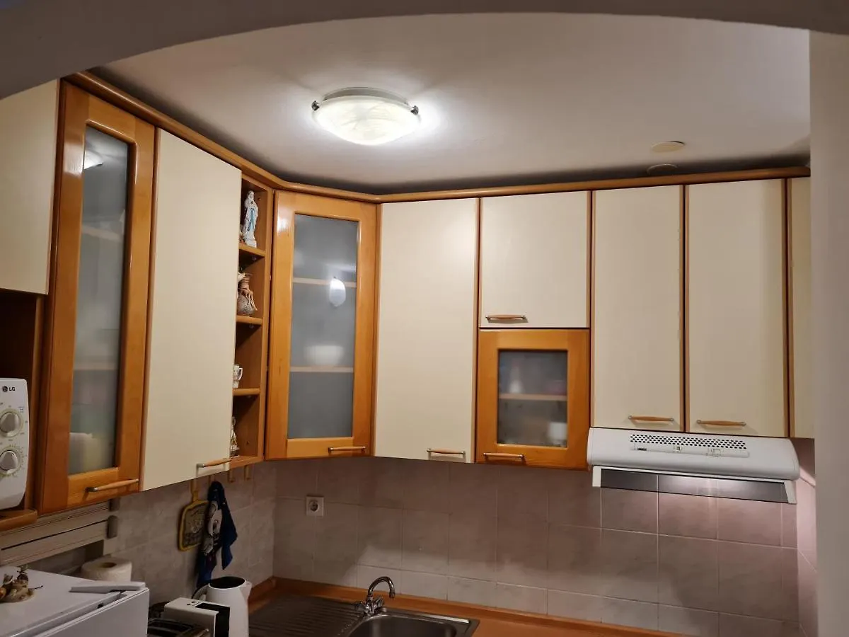 Veselka Apartment Split